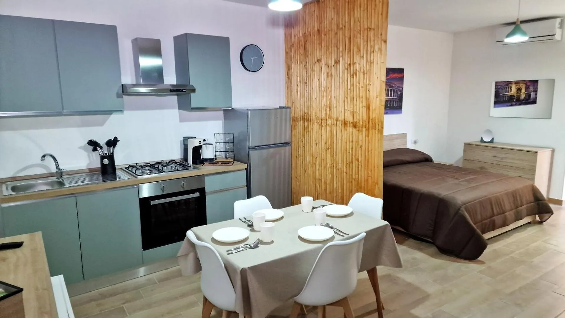 Angelica Suite - Palermo Centro 0*,