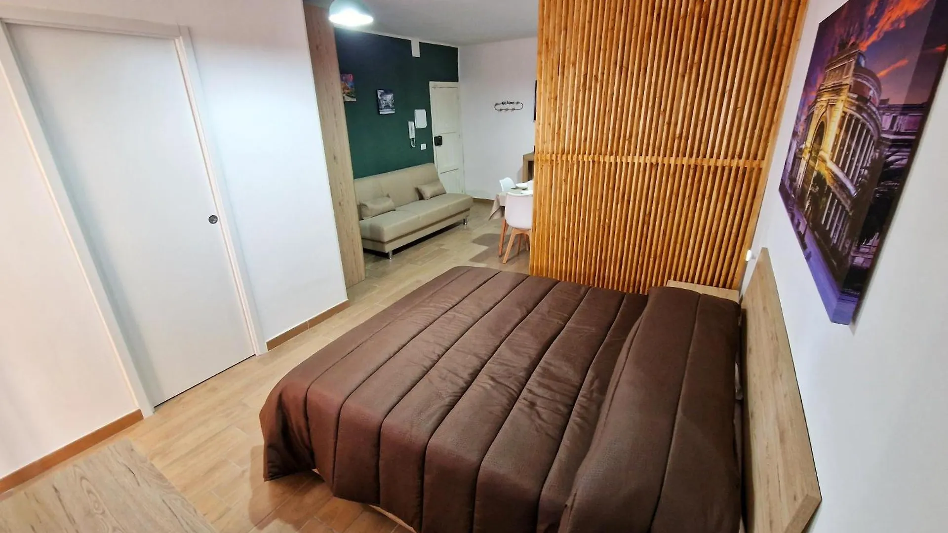 Angelica Suite - Palermo Centro 0*,